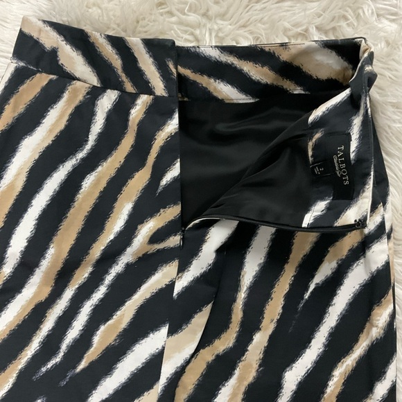 Talbots Animal Zebra Print Pencil Skirt Size 2 - Picture 2 of 3